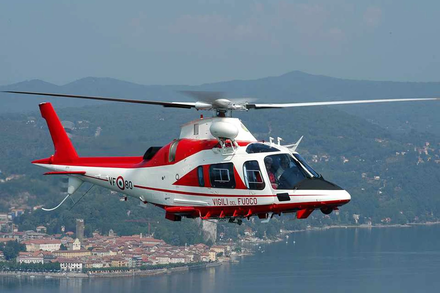 Tata e AgustaWestland se unem para fabricar AW119