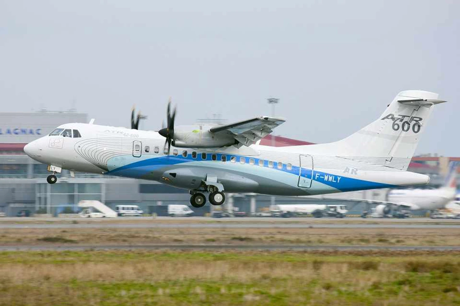 ATR 42-600 (ATR)
