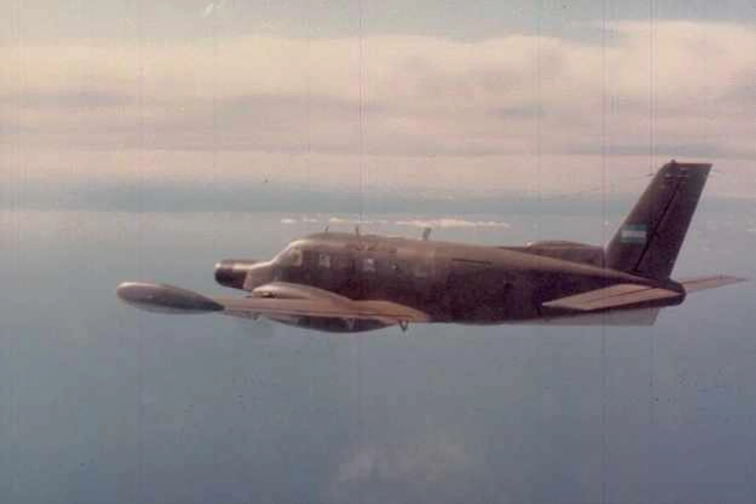 A primeira guerra de um avião da Embraer