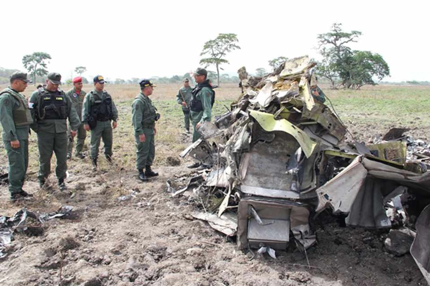 Avião brasileiro carregado de drogas é abatido na Venezuela