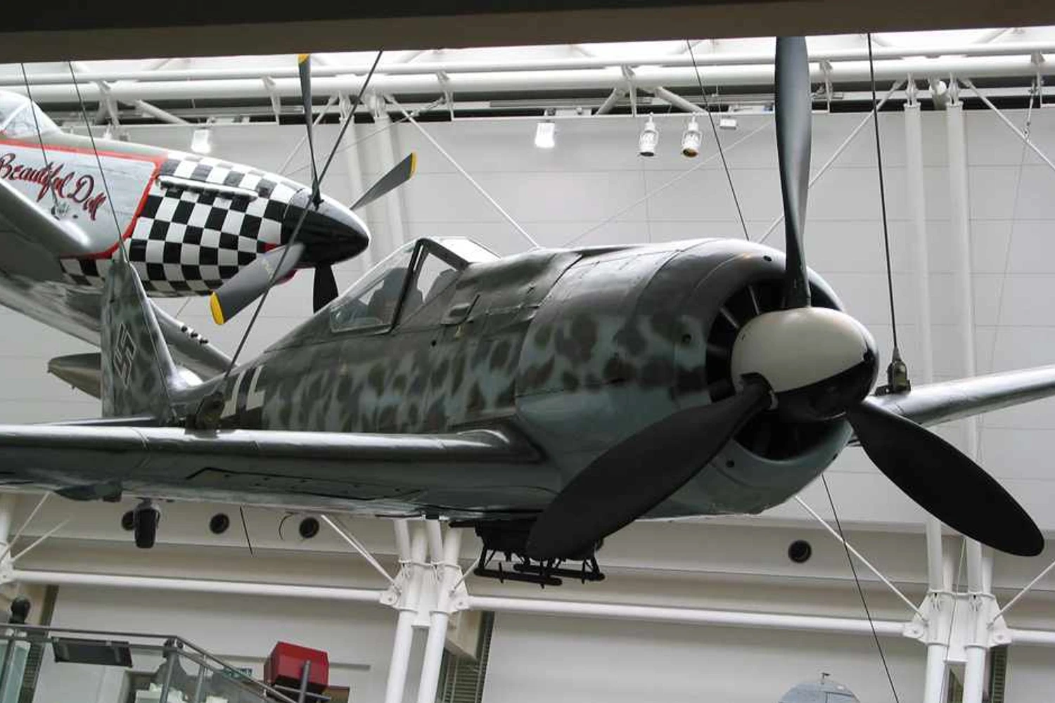 O Museu Imperial de Guerra, em Londres, possui um caça Fw.190 com plugs para a instalação do Mistel (Foto - Imperial War Museum)