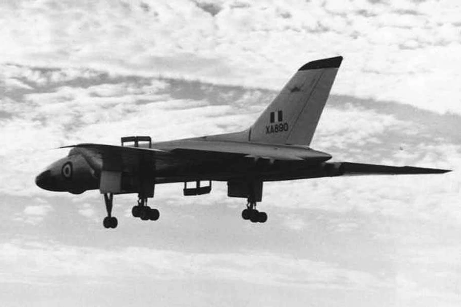 O protótipo VX770 foi apresentado de forma "radical" em 1954 durante o Festival de Farnborough, na Inglaterra (Foto - RAF)