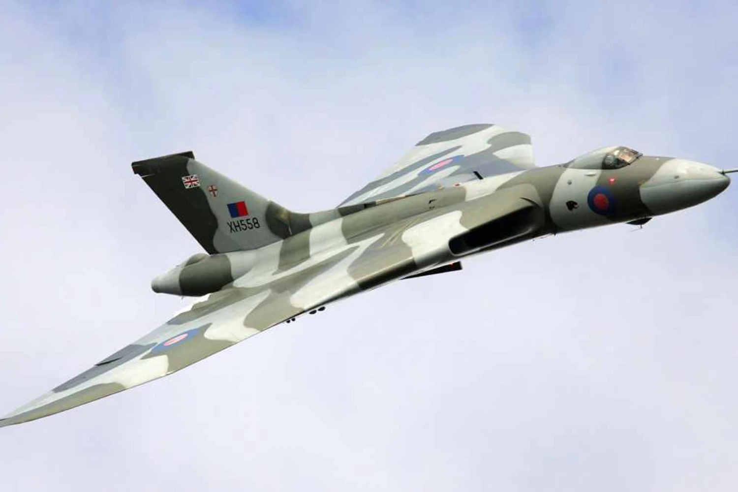 O Vulcan podia voar a mais de 1.000 km/h (Foto - RAF)