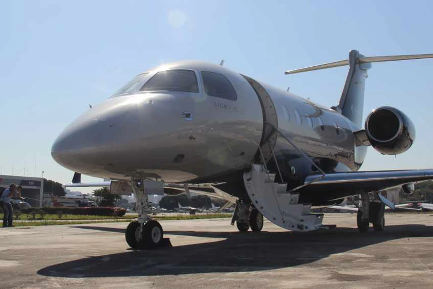 Para dar suporte total a aeronave, a Embraer possui 75 centros de serviço no mundo todo (Foto - Thiago Vinholes)