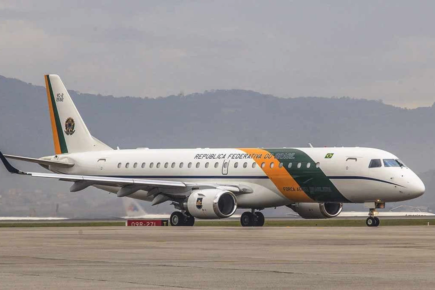 Conheça os aviões executivos da FAB