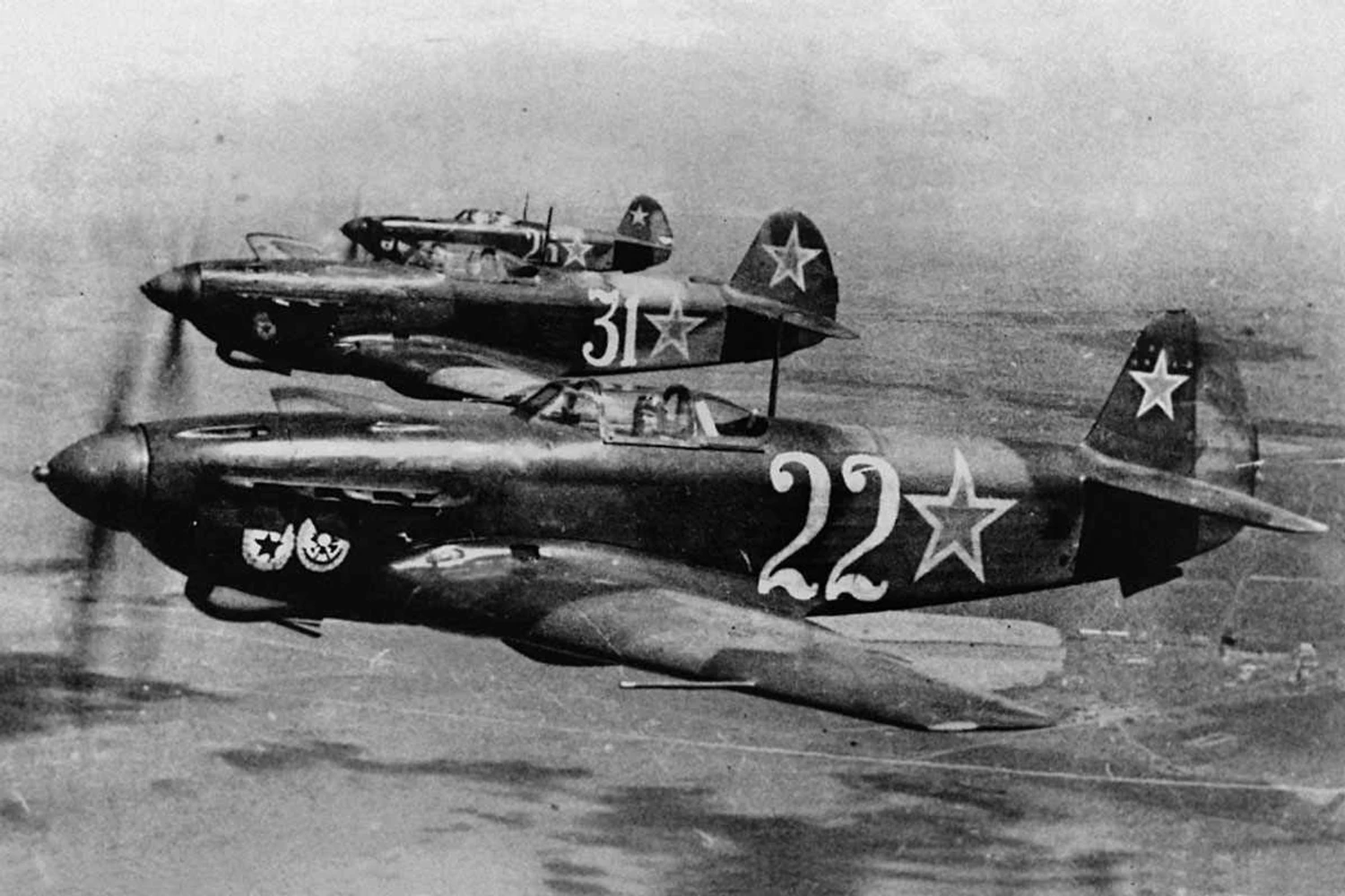 A aviadora soviética combateu os nazista com os caças Yakovlev (Domínio Público)