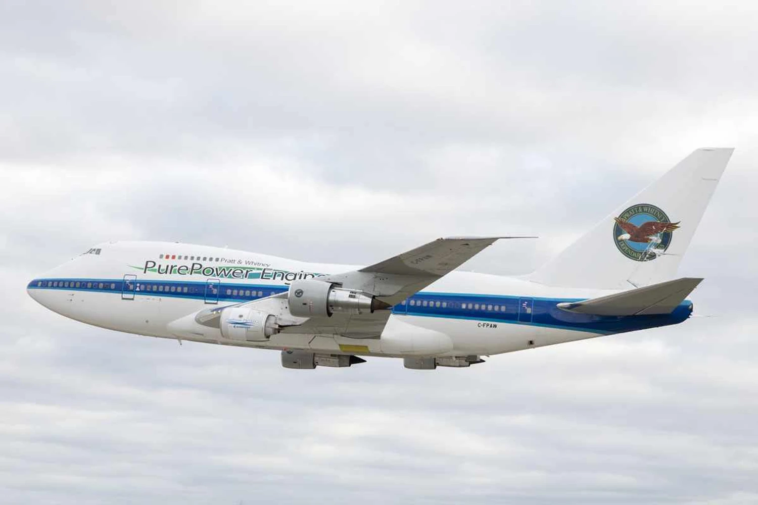 Novo motor do Embraer E-Jet 2 é testado em avião da Boeing