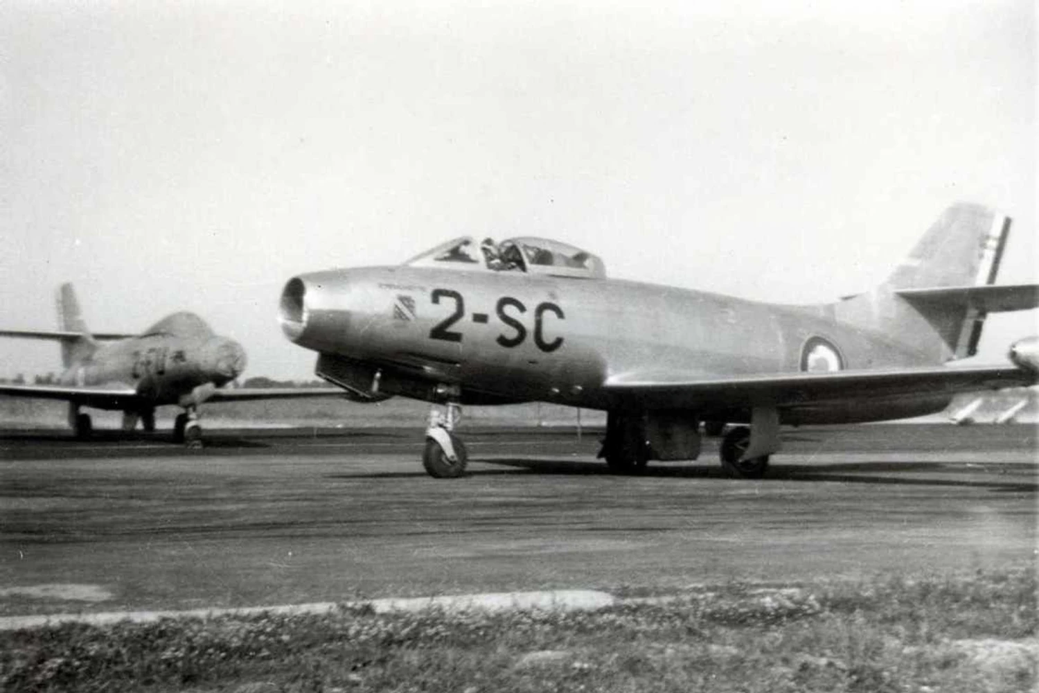 A França estrou na era dos jatos com o caça Dassault Ouragan (Domínio Público)