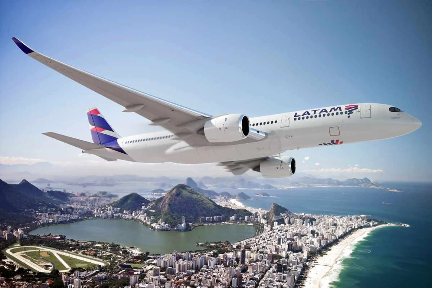 LATAM Airlines revela nova pintura de suas aeronaves