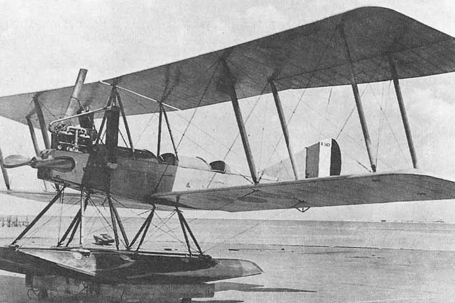 O Boeing Model C foi o primeiro avião da empresa fabricado em série, em 1917 (Domínio Público)