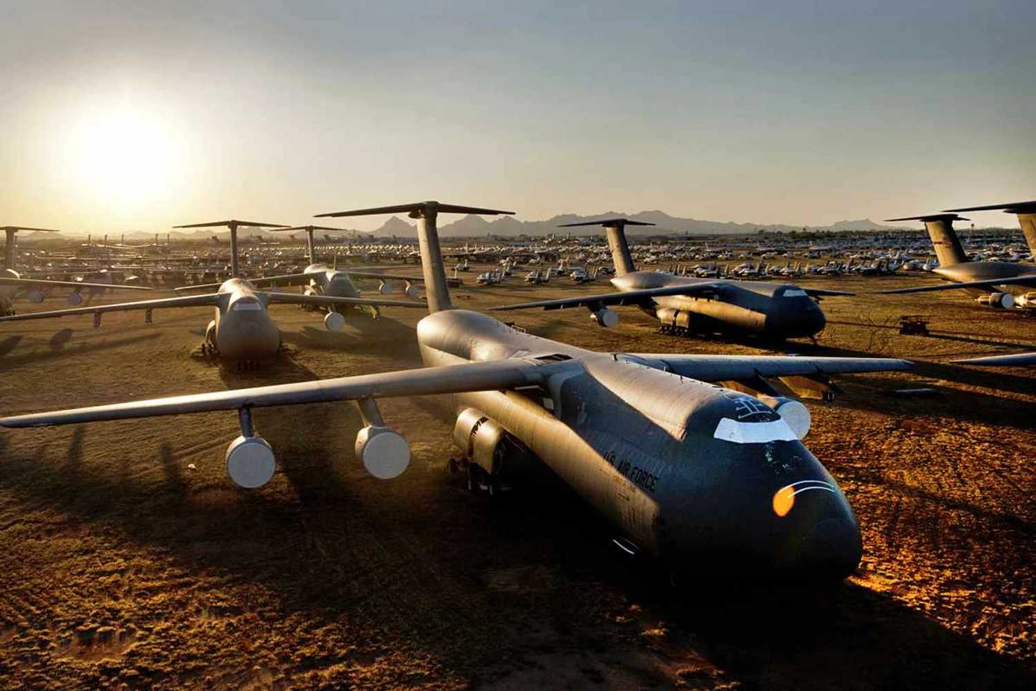 Davis-Monthan, o maior cemitério de aviões do mundo