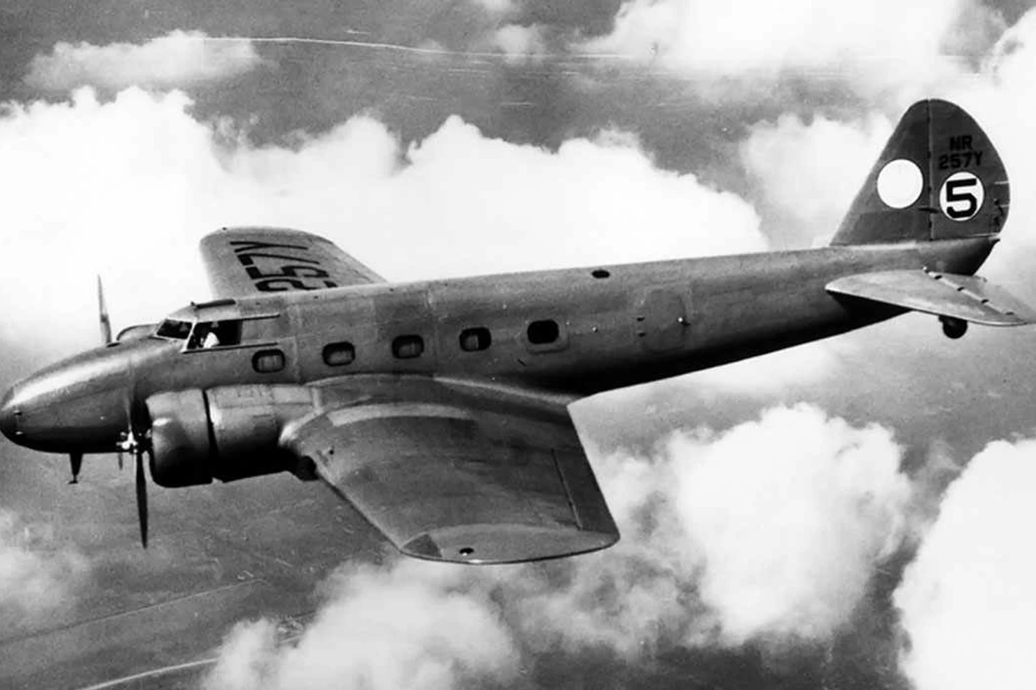O Model 247 foi o primeiro avião comercial da Boeing que ficou famoso (Boeing)