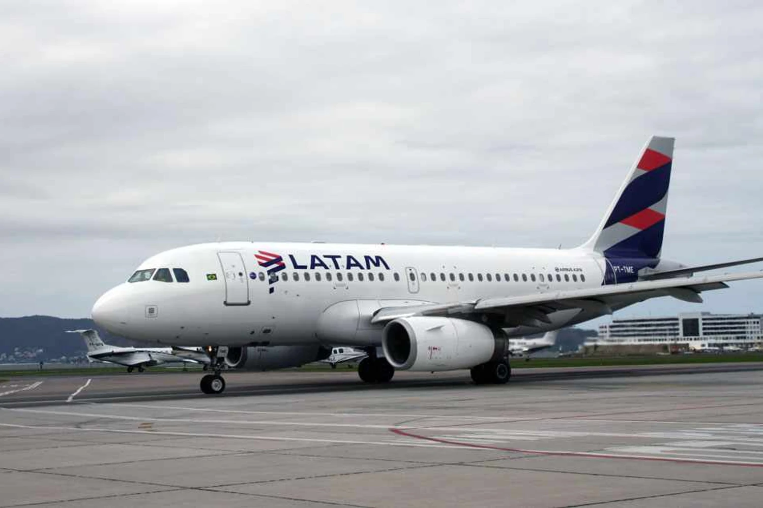 Companhia do Oriente Médio quer fatia da LATAM