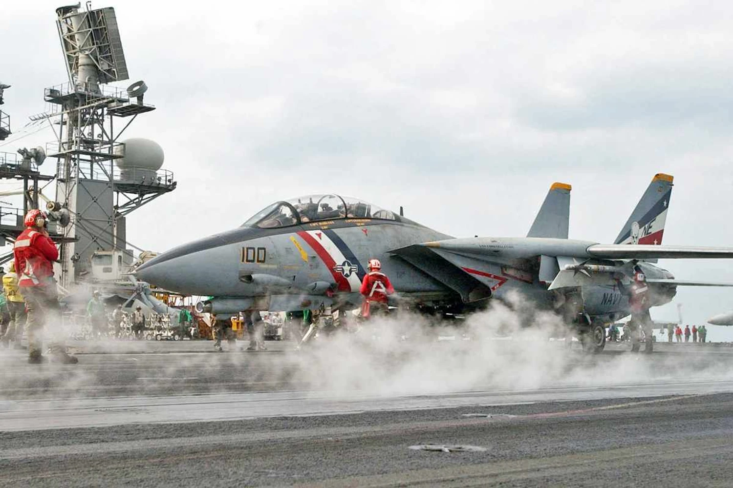 F-14 do esquadrão VF-2 Bounty Hunters
