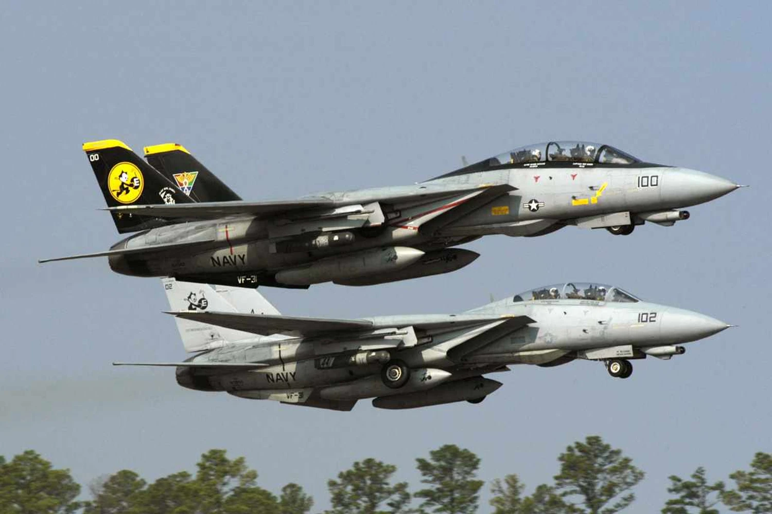 Caça de Tom Cruise em 'Top Gun' hoje é operado apenas pelo Irã