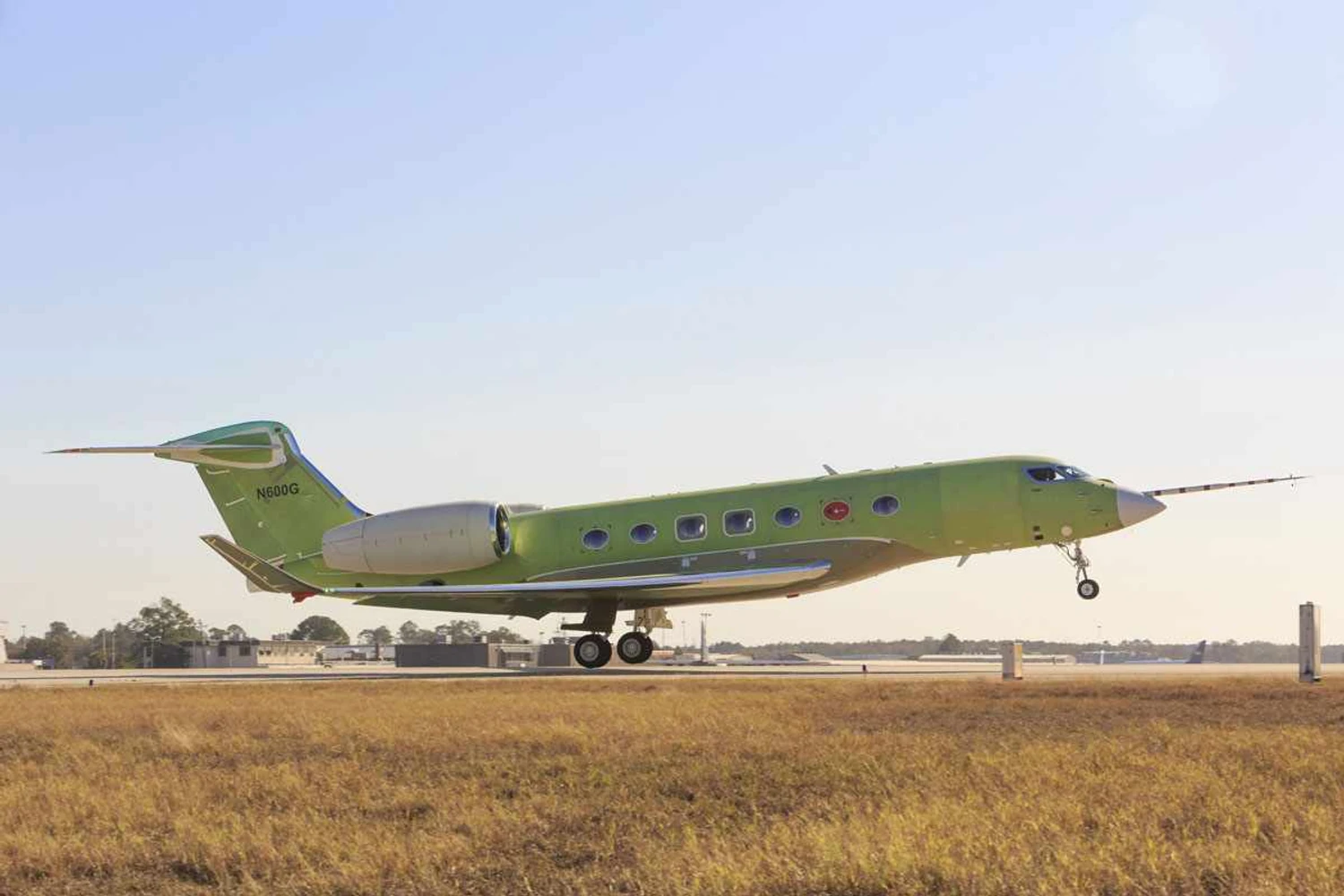 Gulfstream G600 completa primeiro voo