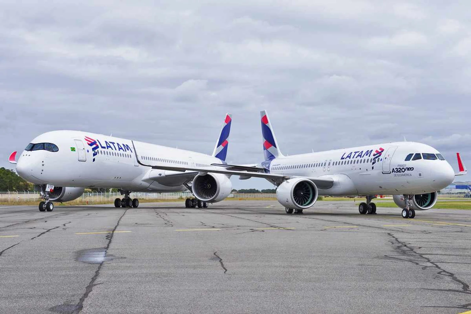Enquanto LATAM Chile recebe novos aviões, LATAM Brasil vê frota envelhecer