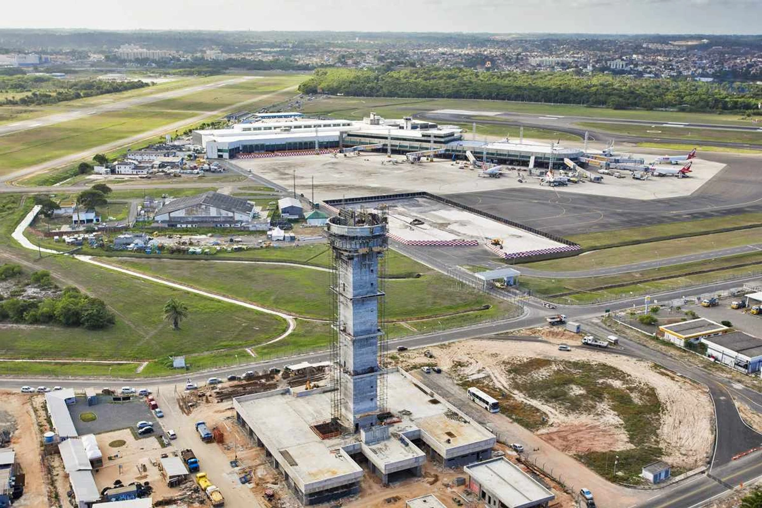 O aeroporto de Salvador é o pior para os passageiros, segundo a ANAC (GF)