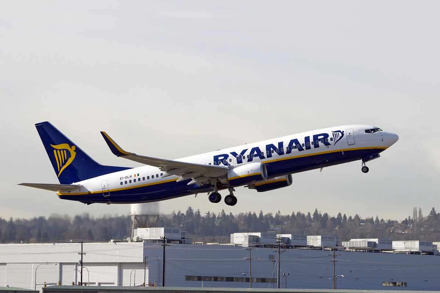 Ryanair venderá passagens para o Brasil
