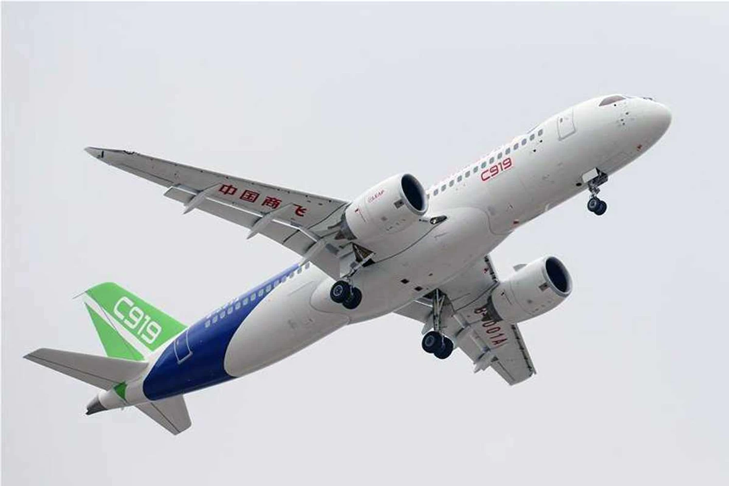 “Airbus chinês”, C919 realiza primeiro voo