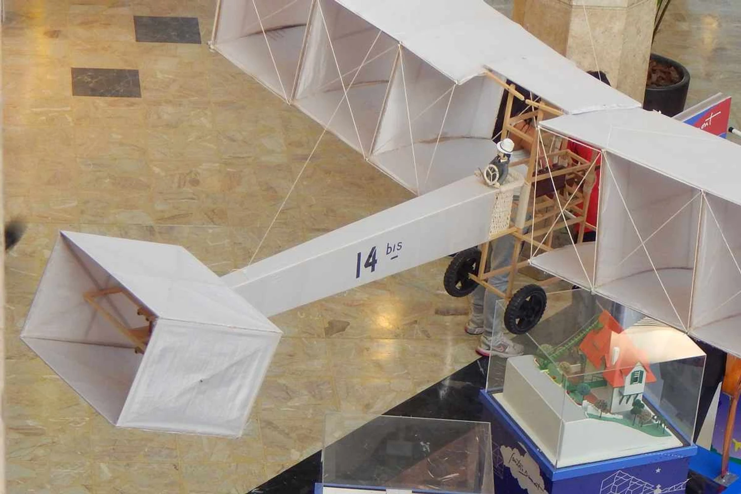 Exposição “Market Place Airlines” conta a história da aviação em São Paulo
