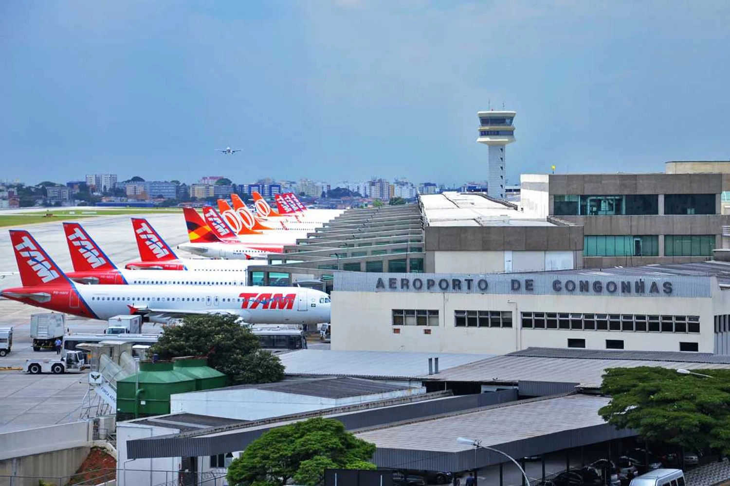 Aeroporto de Congonhas será concedido à iniciativa privada, diz governo