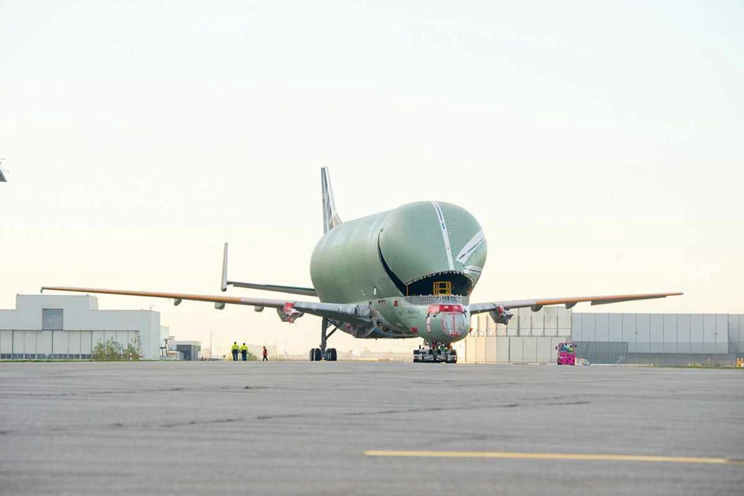 Airbus completa montagem estrutural do primeiro BelugaXL