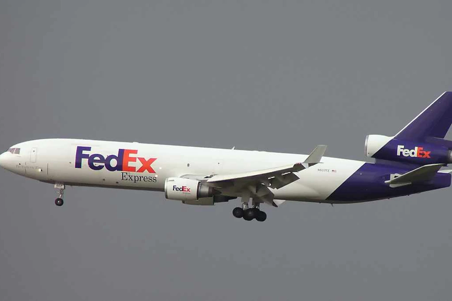 FedEx quer voltar a voar com cargueiro MD-11 em maio