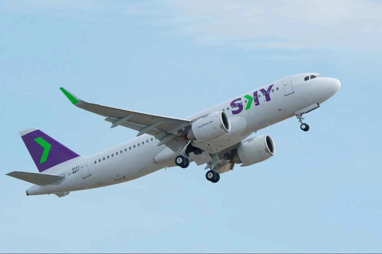 Grupo Abra e SKY Airline anunciam acordo preliminar para integrar companhia aérea chilena
