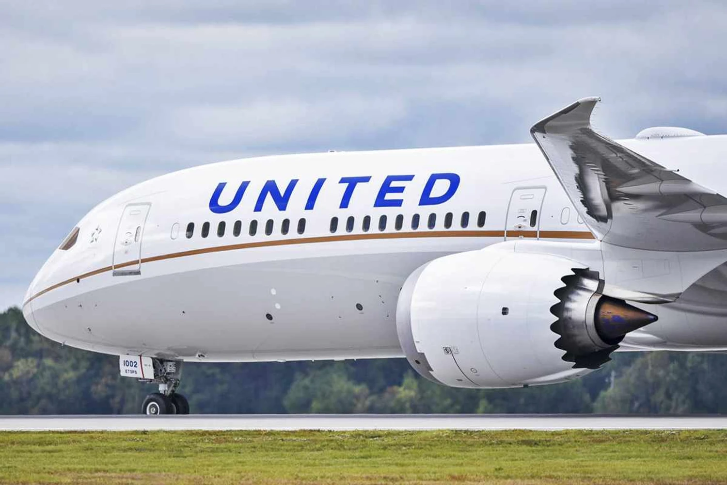 Boeing faz 'recall' de oito jatos 787 com problemas estruturais