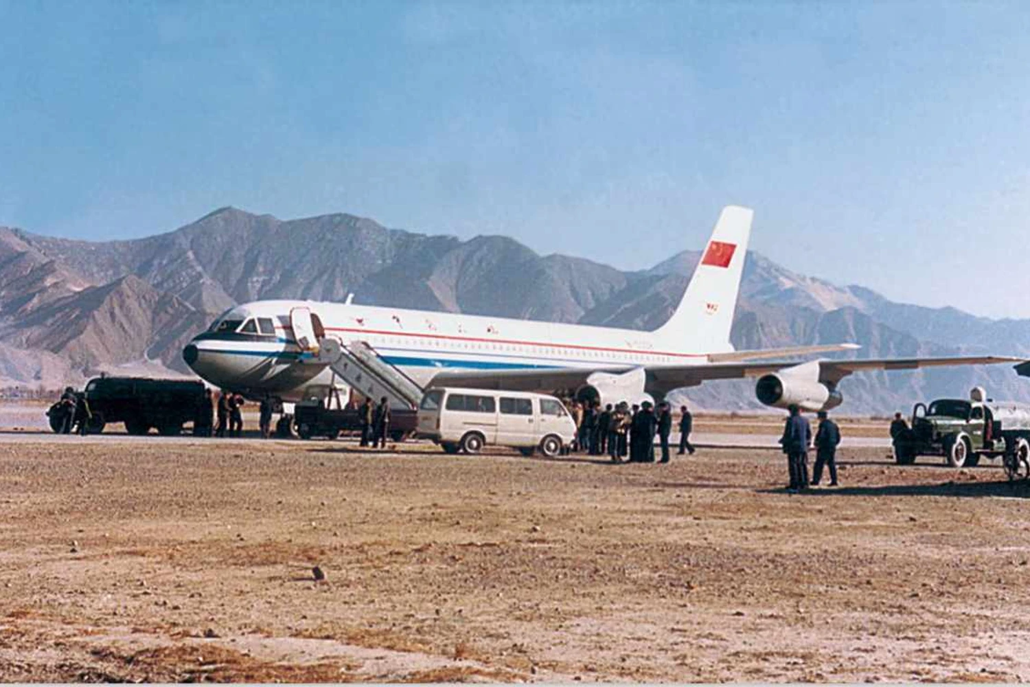 Shanghai Y-10: A história do "Boeing chinês”