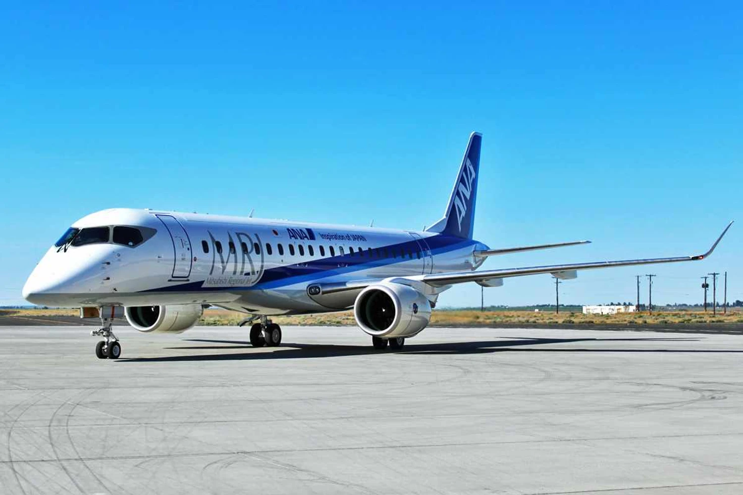 Jato MRJ da Mitsubishi: fabricante japonesa preferiu oferecer a versão menor MRJ70, que está mais próxima do limite americano (MHI)