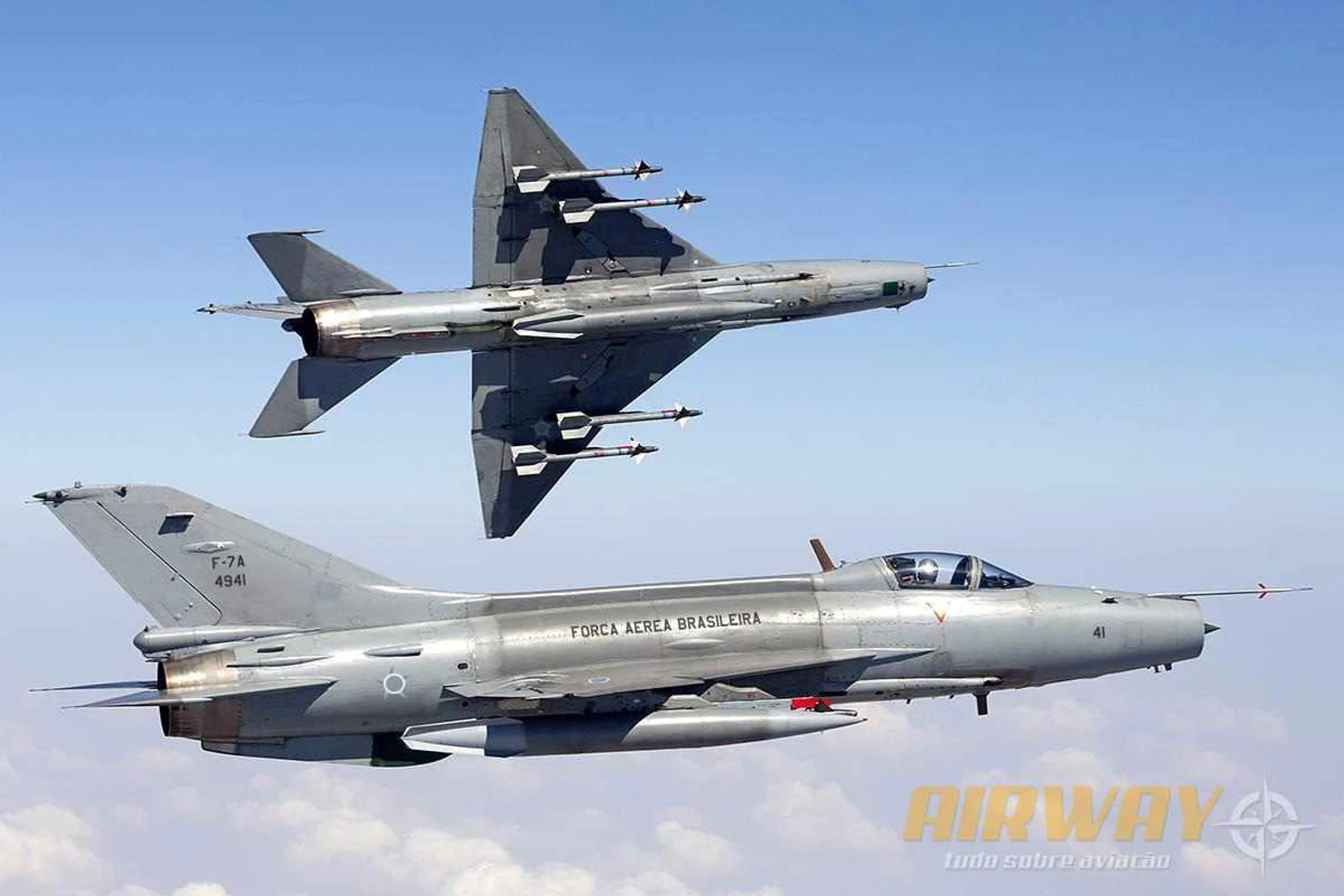 Brasil ficou perto de comprar caças MIG-21 feitos na China