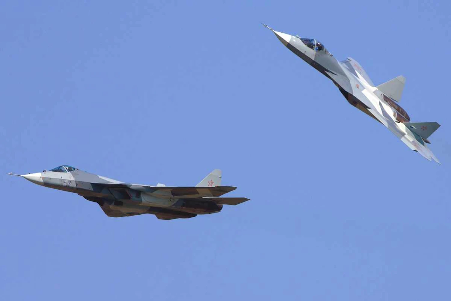Rússia pretende receber 76 caças Su-57 até 2028