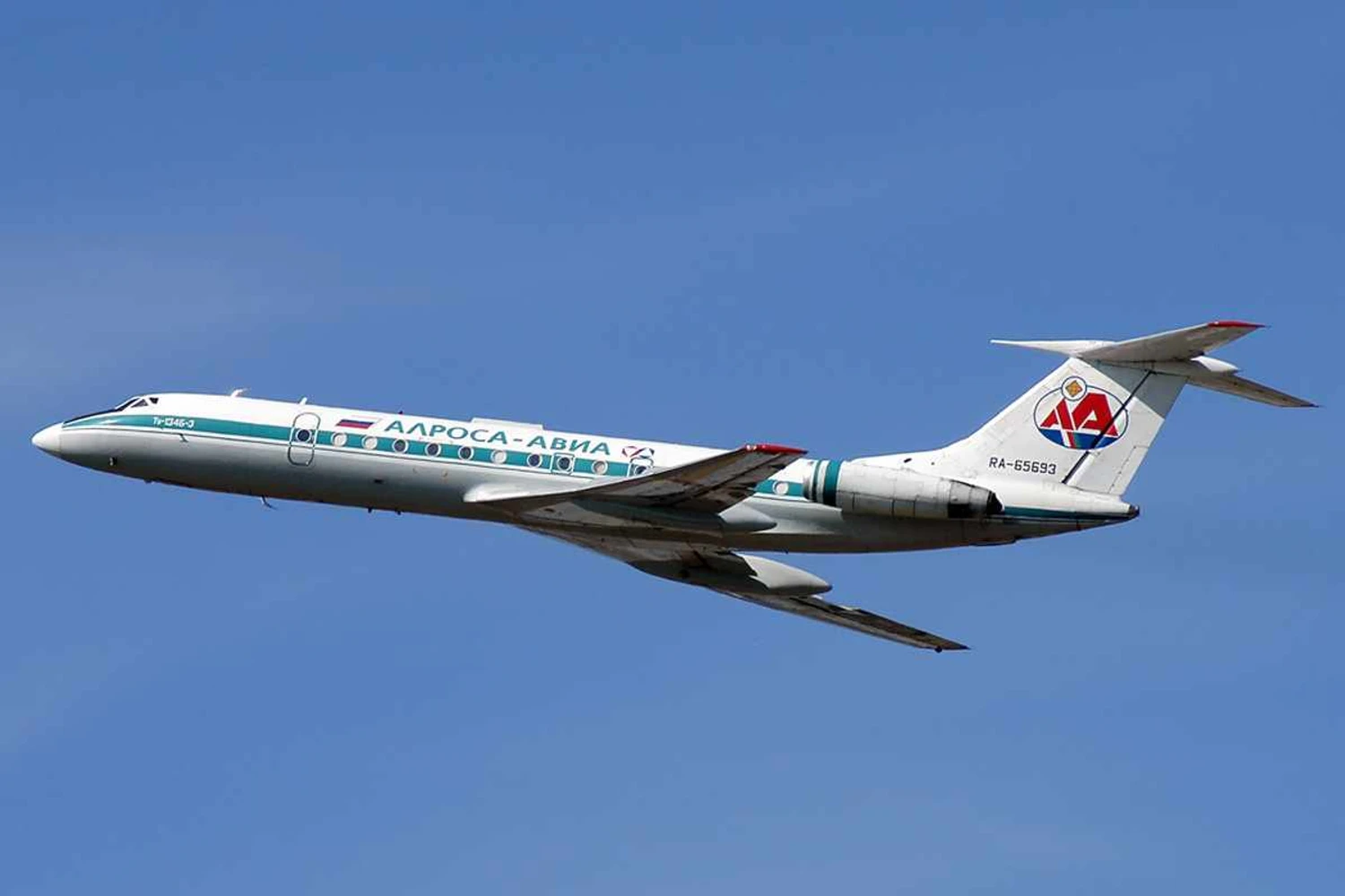 "737 russo", Tupolev Tu-134 faz seu último voo comercial