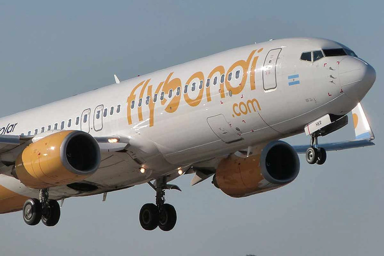 Flybondi retoma voos diários entre Buenos Aires e Assunção a partir de dezembro