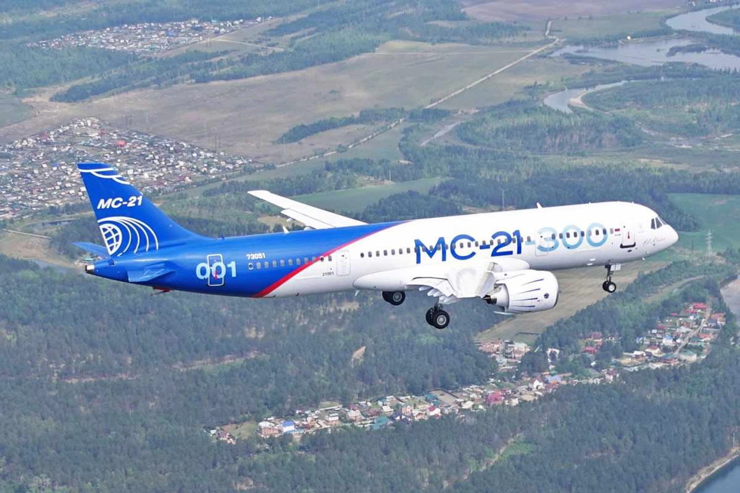 O MC-21 é equipado com motores PW1400G, mas o governo russo quer que empresas o troquem pelo PD-14, produzido no país (UAC)