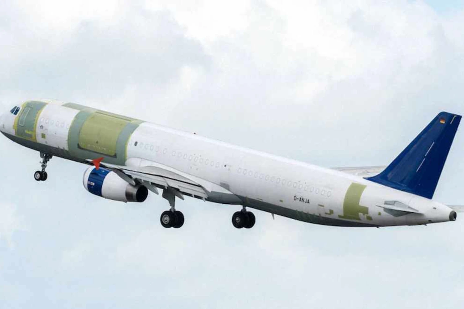 Azul Cargo reserva matrículas para dois cargueiros Airbus A321P2F