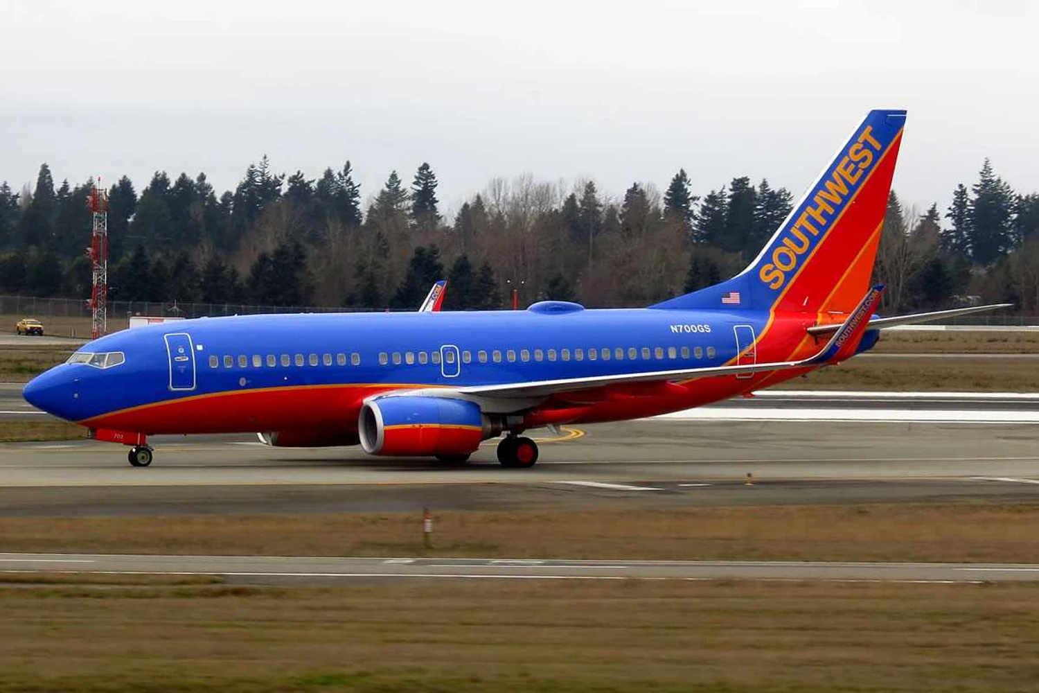 O N700GS, primeiro 737 da Next Generation: há 23 anos em operação na Southwest (redlegsfan21)