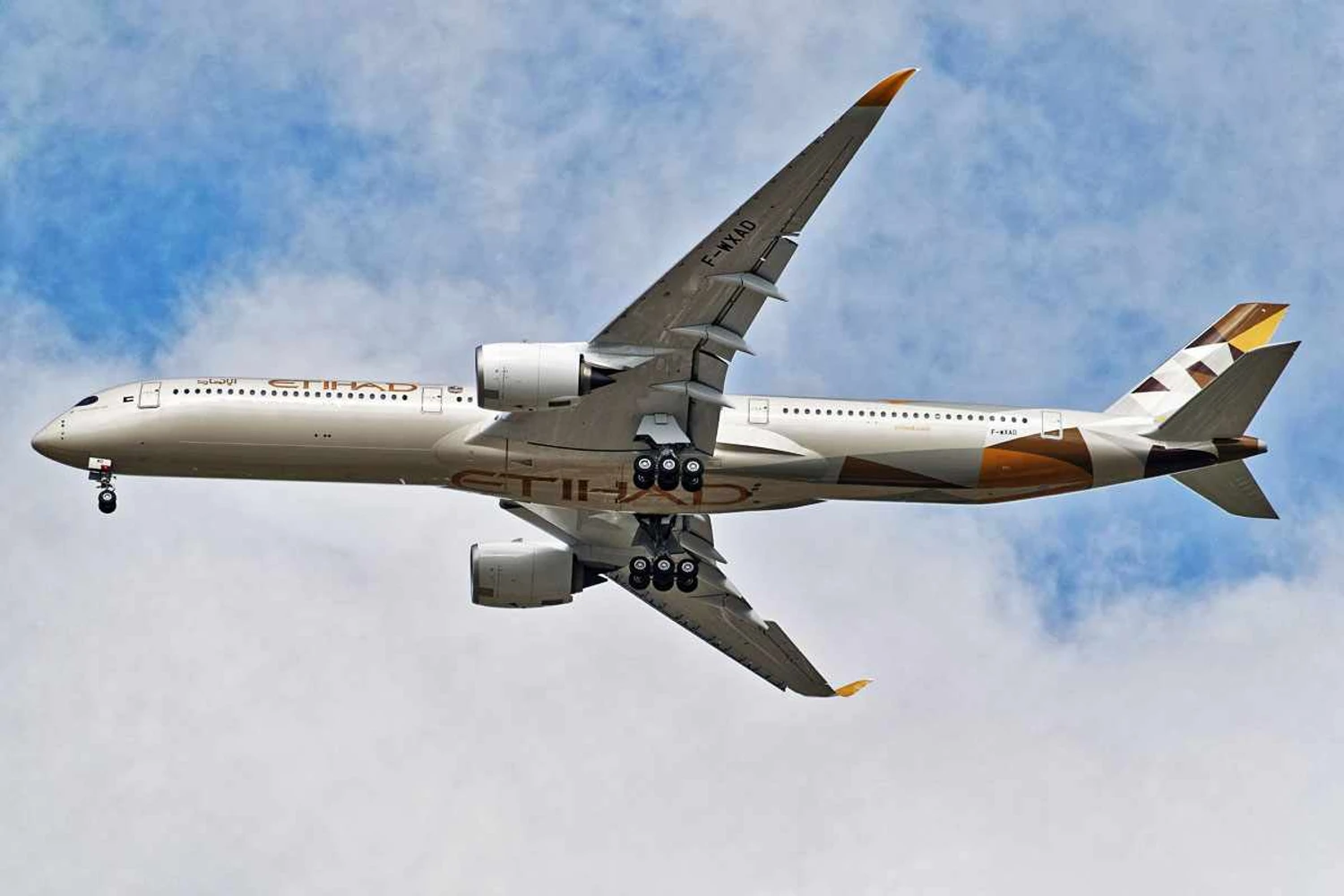 Etihad pode anunciar pedido de jatos A350 e A330neo no Dubai Airshow