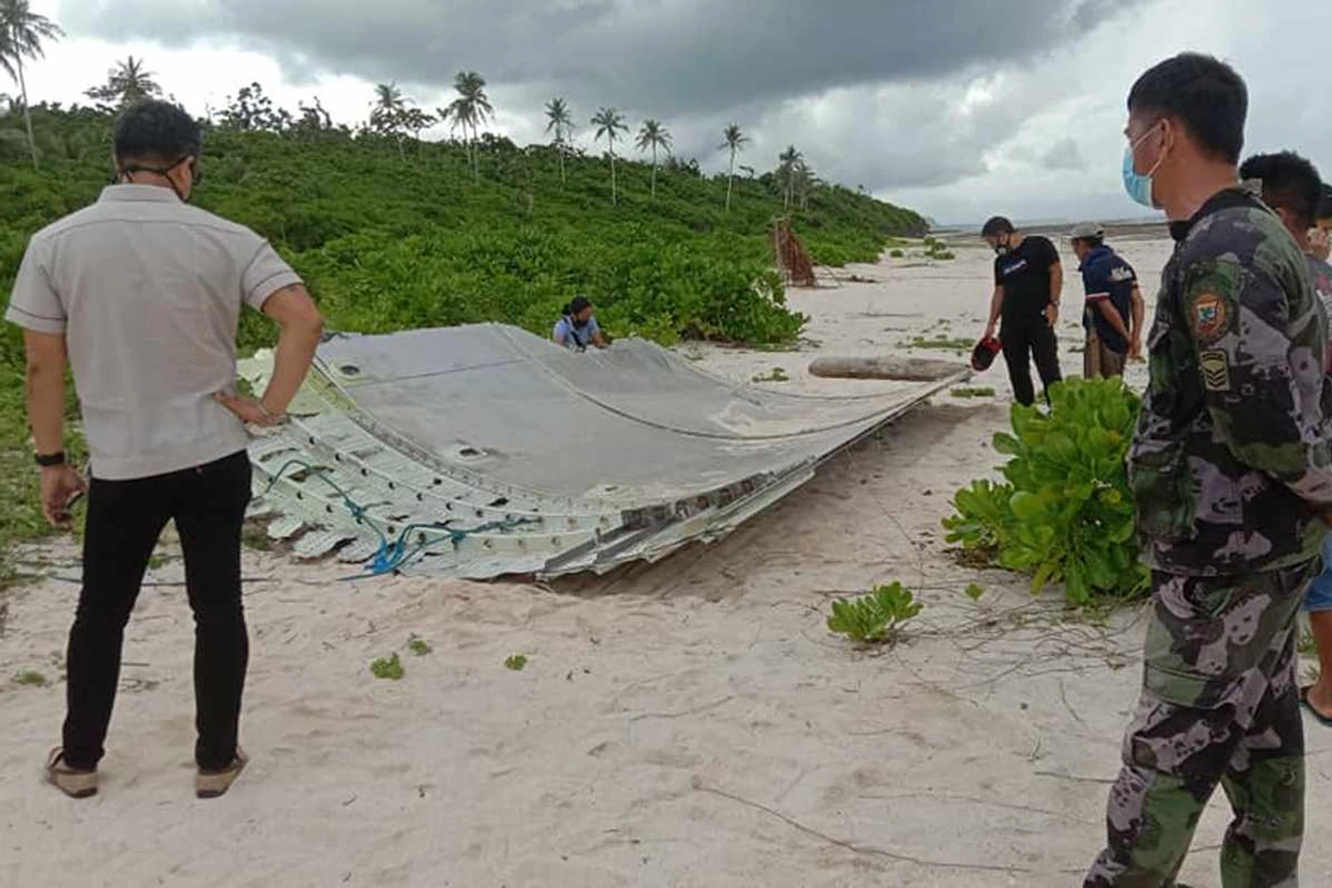 Fragmentos encontrados nas Filipinas podem ser de Boeing 777 desaparecido em 2014