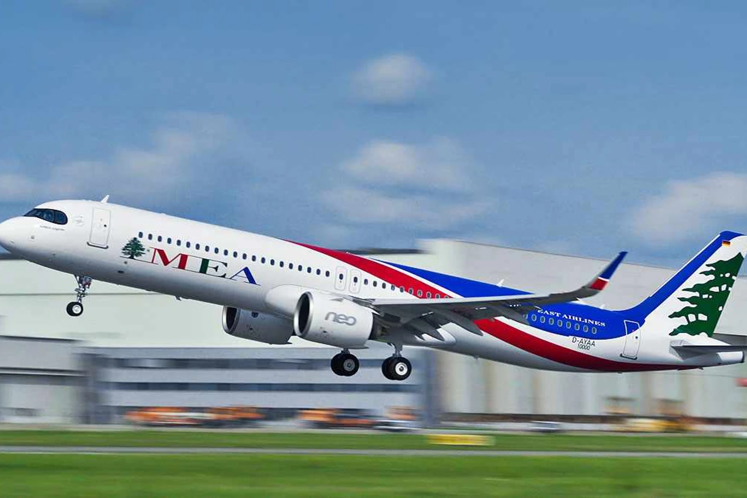 Jato número 10.000 da família A320 voa pela primeira vez