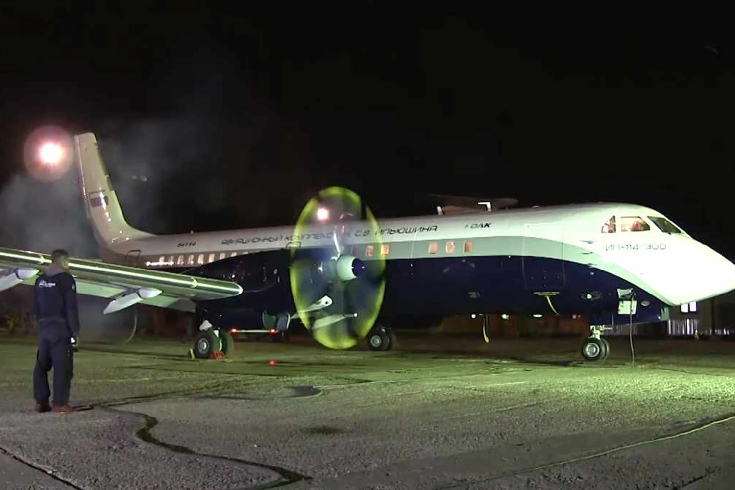 Ilyushin Il-114-300