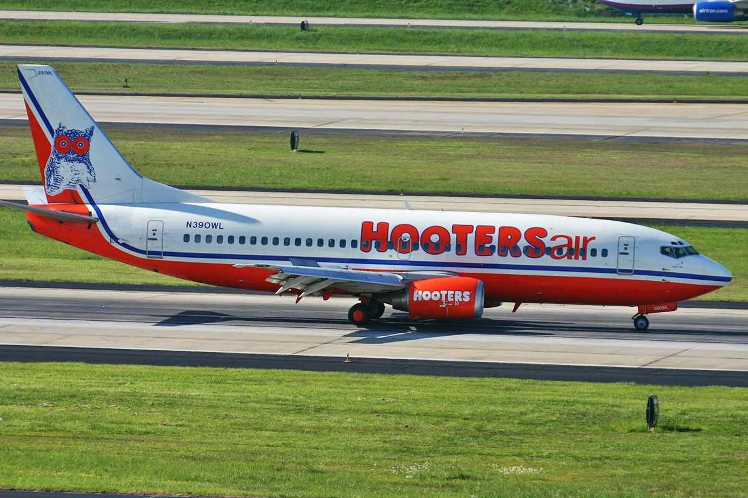 Hooters Air: famosa rede de restaurantes dos EUA também foi companhia aérea