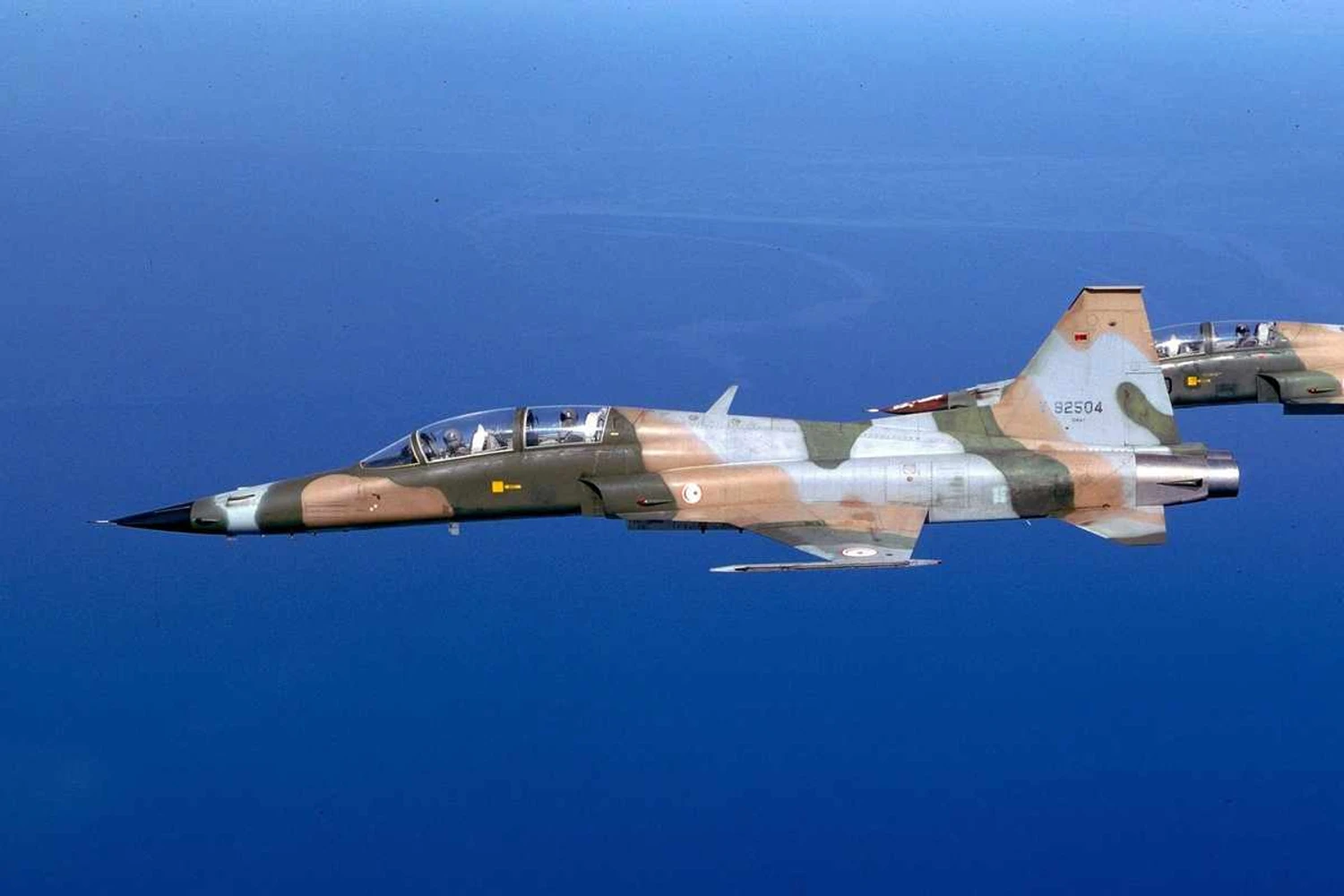 Piloto morre em acidente com caça F-5 na Tunísia