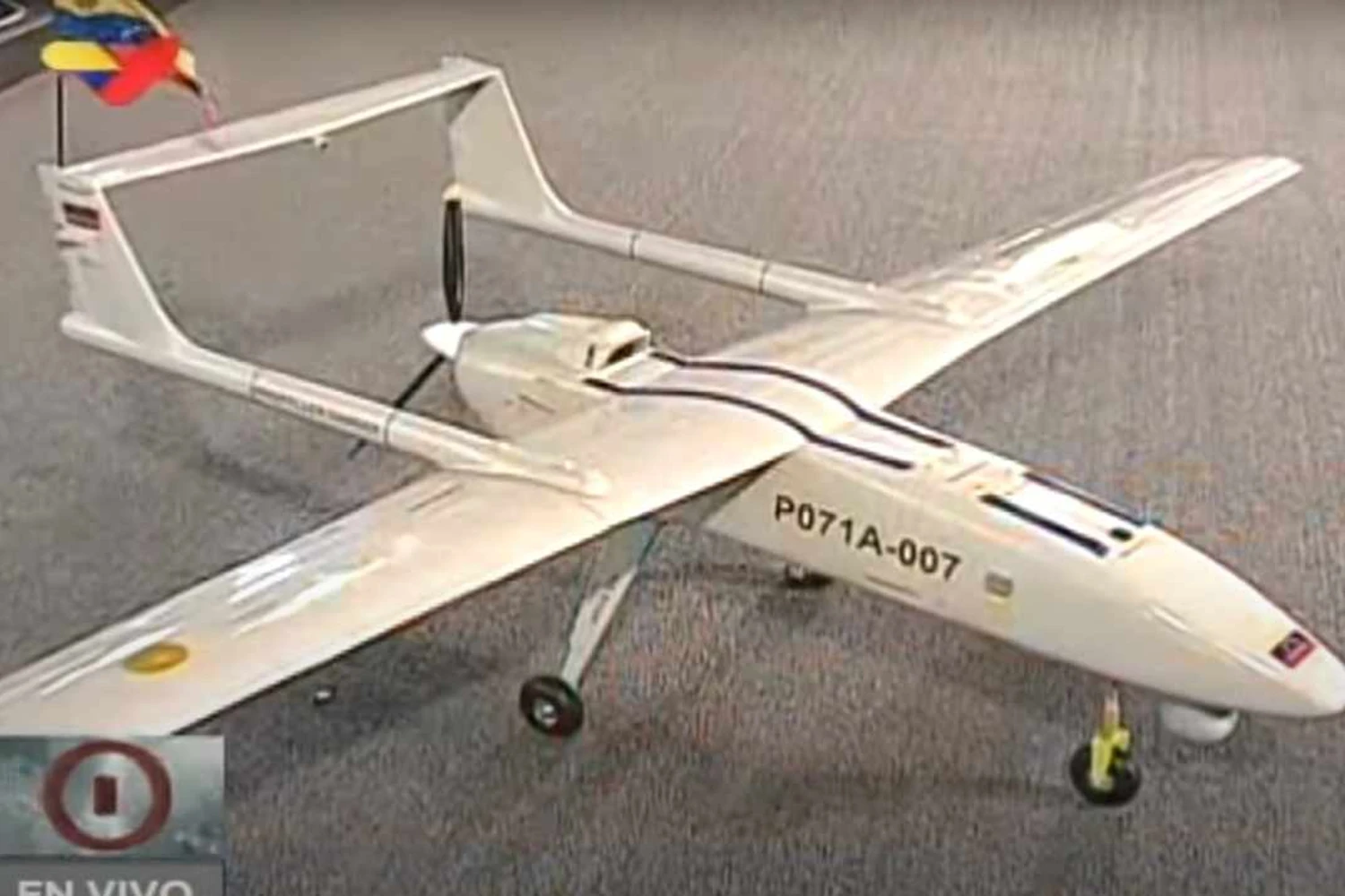Nicolás Maduro diz que Venezuela vai fabricar drones militares