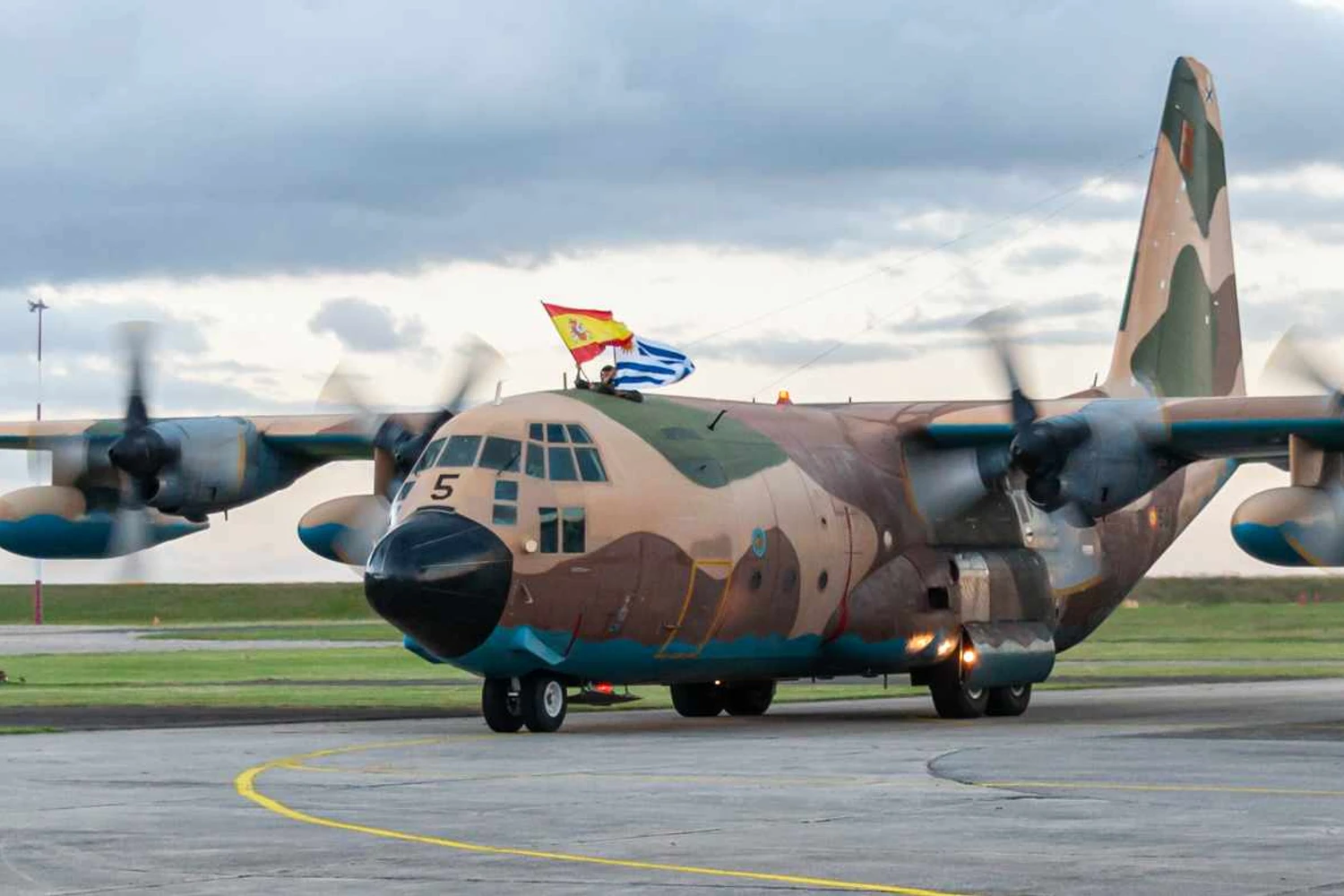 Uruguai recebe dois Hércules usados comprados da Espanha