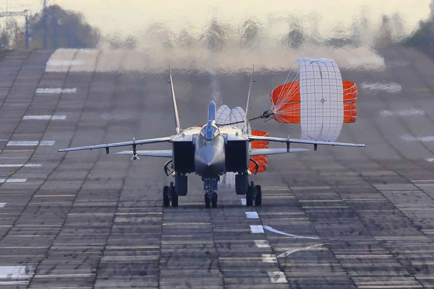 mig-31-land