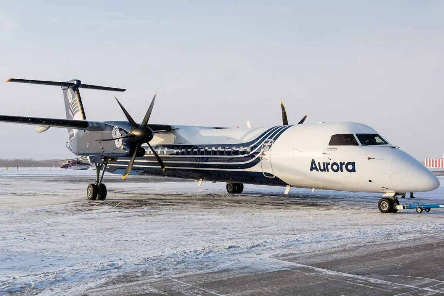 Dash 8-400 da Aurora Airlines (Alexander Dunaev/CC)