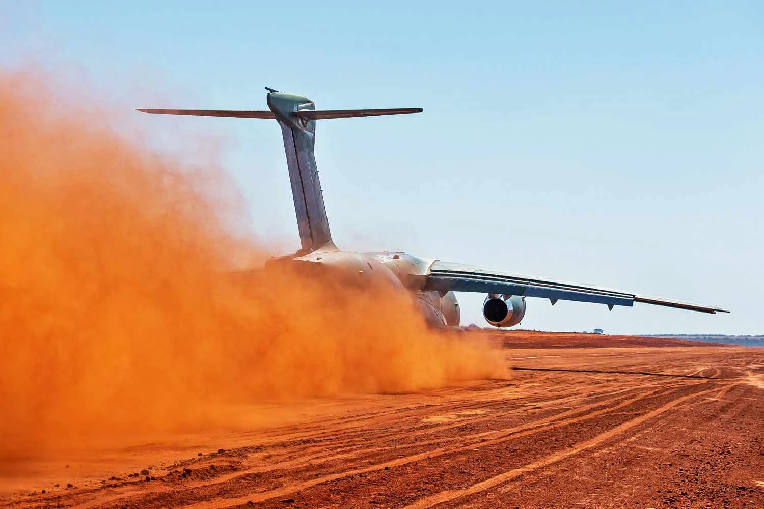 Avaliação deve seguir pelas próximas semanas (Embraer)
